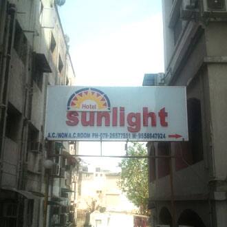 Hotel Sunlight, Ahmedabad 4